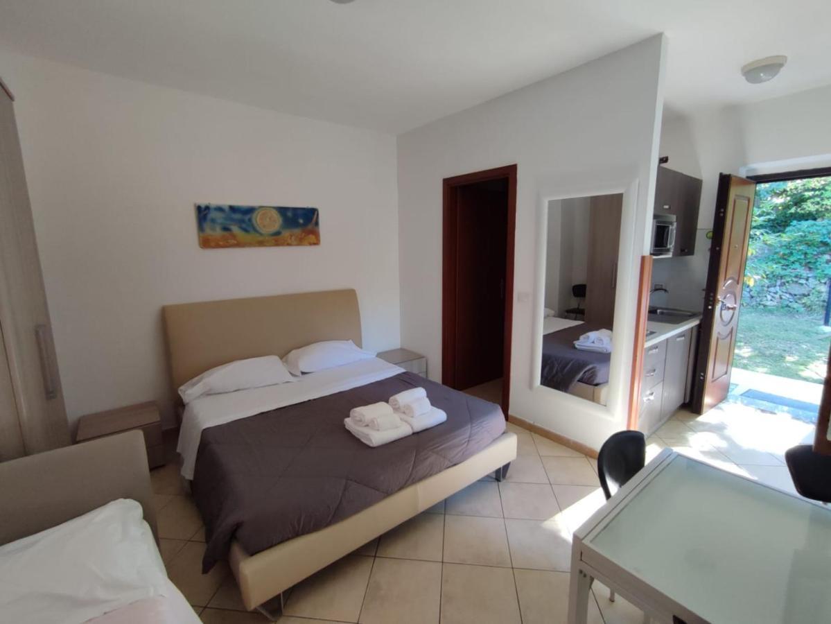 Parco D'Arte Altart Bed & Breakfast Rende Bagian luar foto