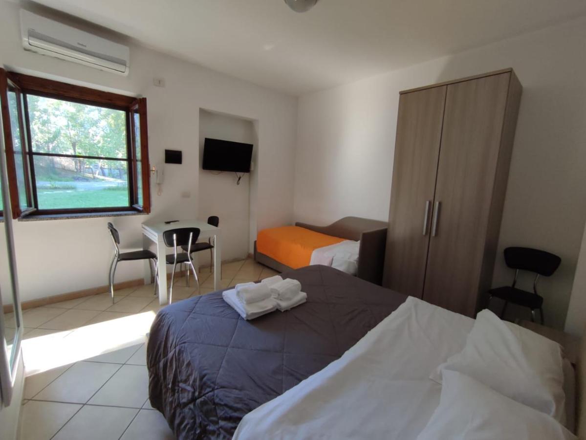 Parco D'Arte Altart Bed & Breakfast Rende Bagian luar foto